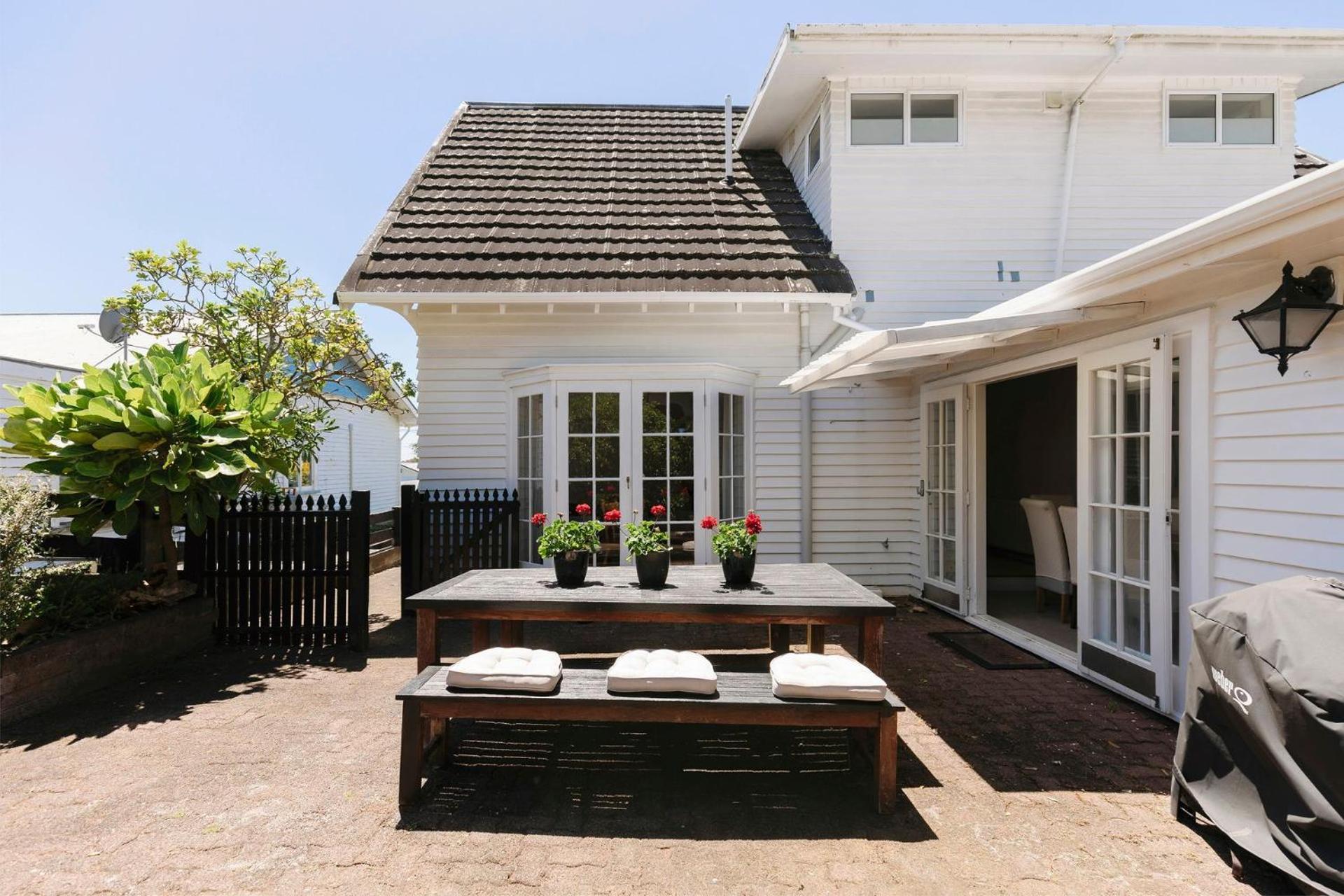 Fox Manor - High-End Quality Villa New Plymouth Exterior photo